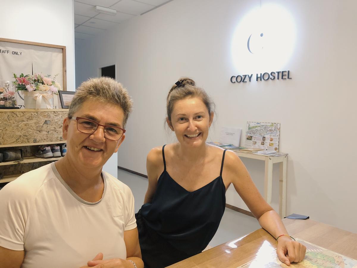 Cozy Hostel Kampong Sembulan Екстериор снимка