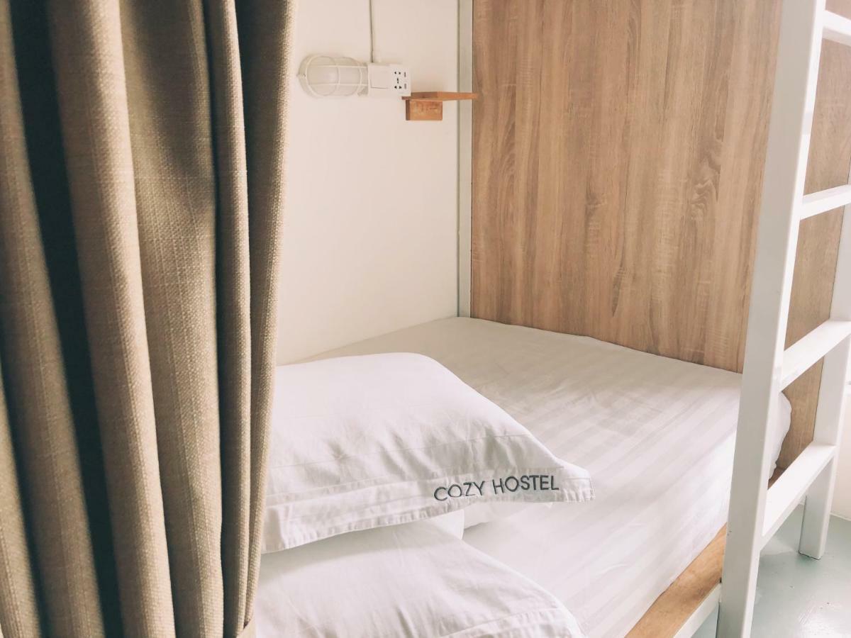 Cozy Hostel Kampong Sembulan Екстериор снимка