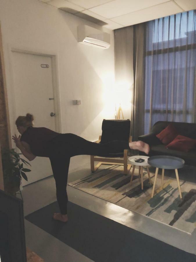 Cozy Hostel Kampong Sembulan Екстериор снимка
