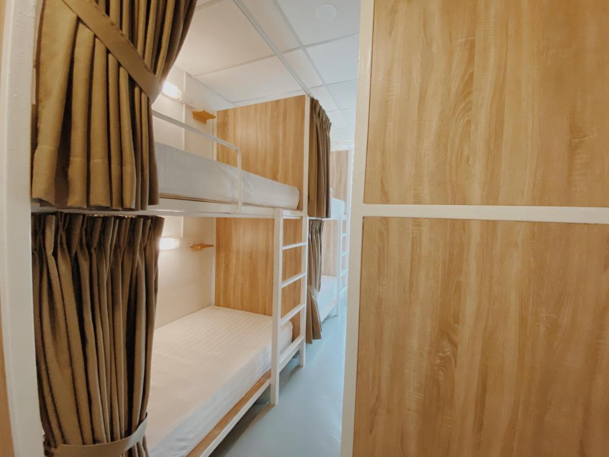Cozy Hostel Kampong Sembulan Екстериор снимка